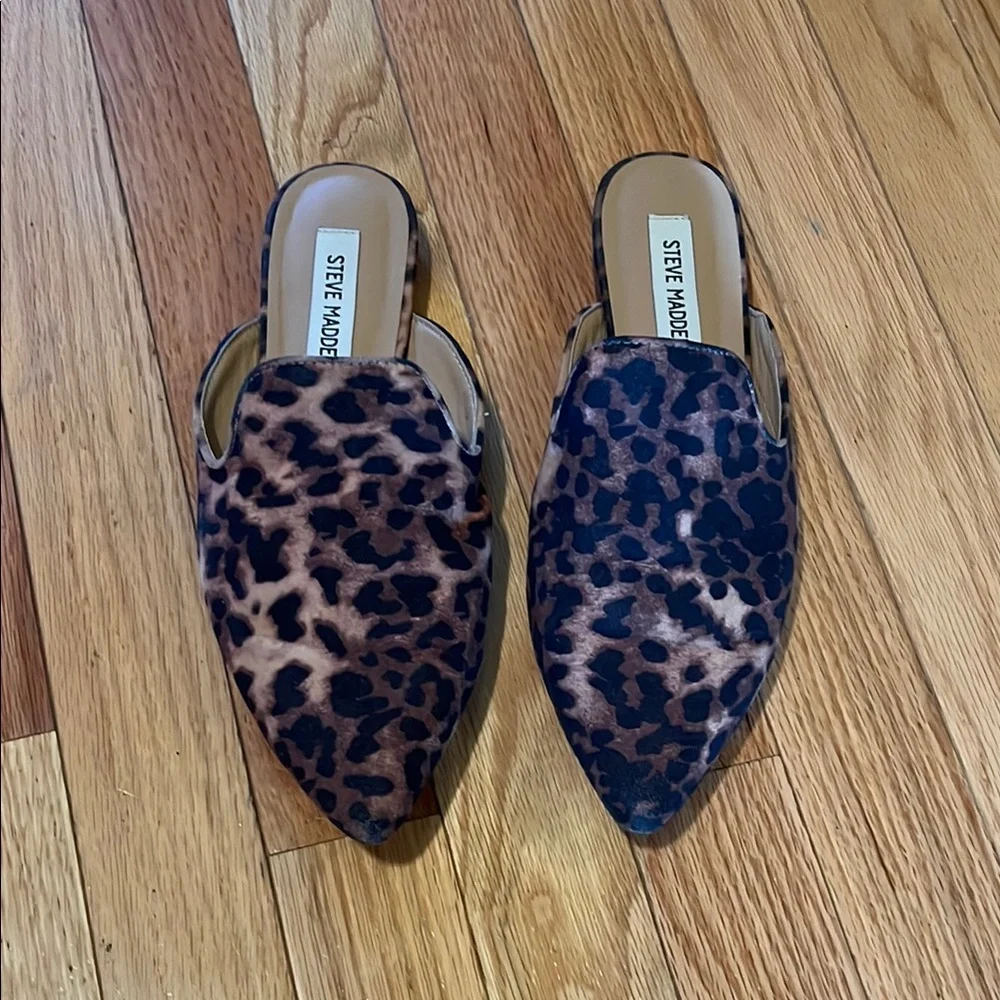Steve Madden Leopard Print Women's Mules - Picture 2 of 4